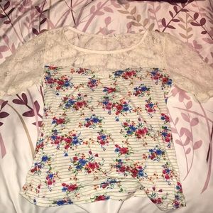 Floral lace T-shirt